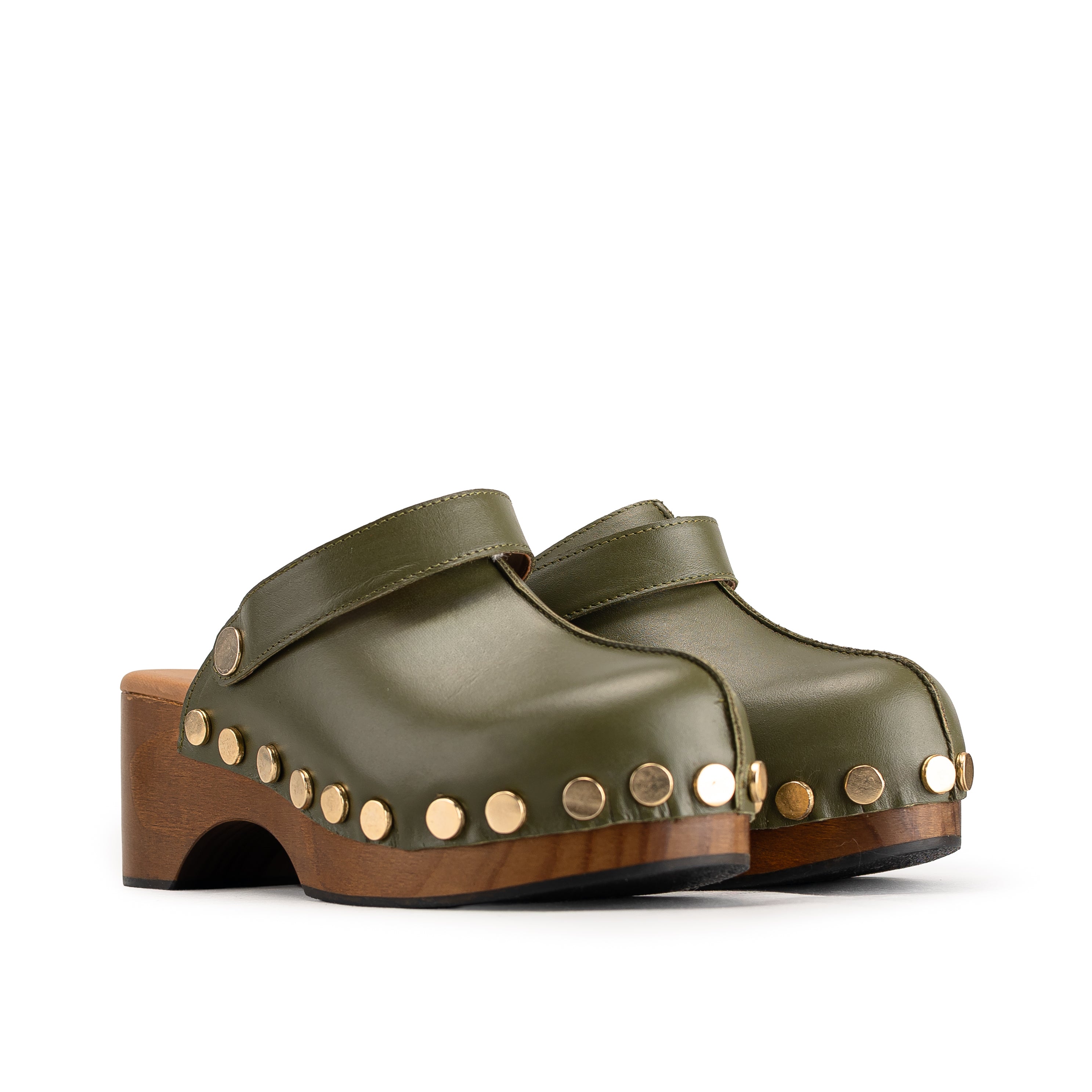 2390 - TERNERO OLIVO