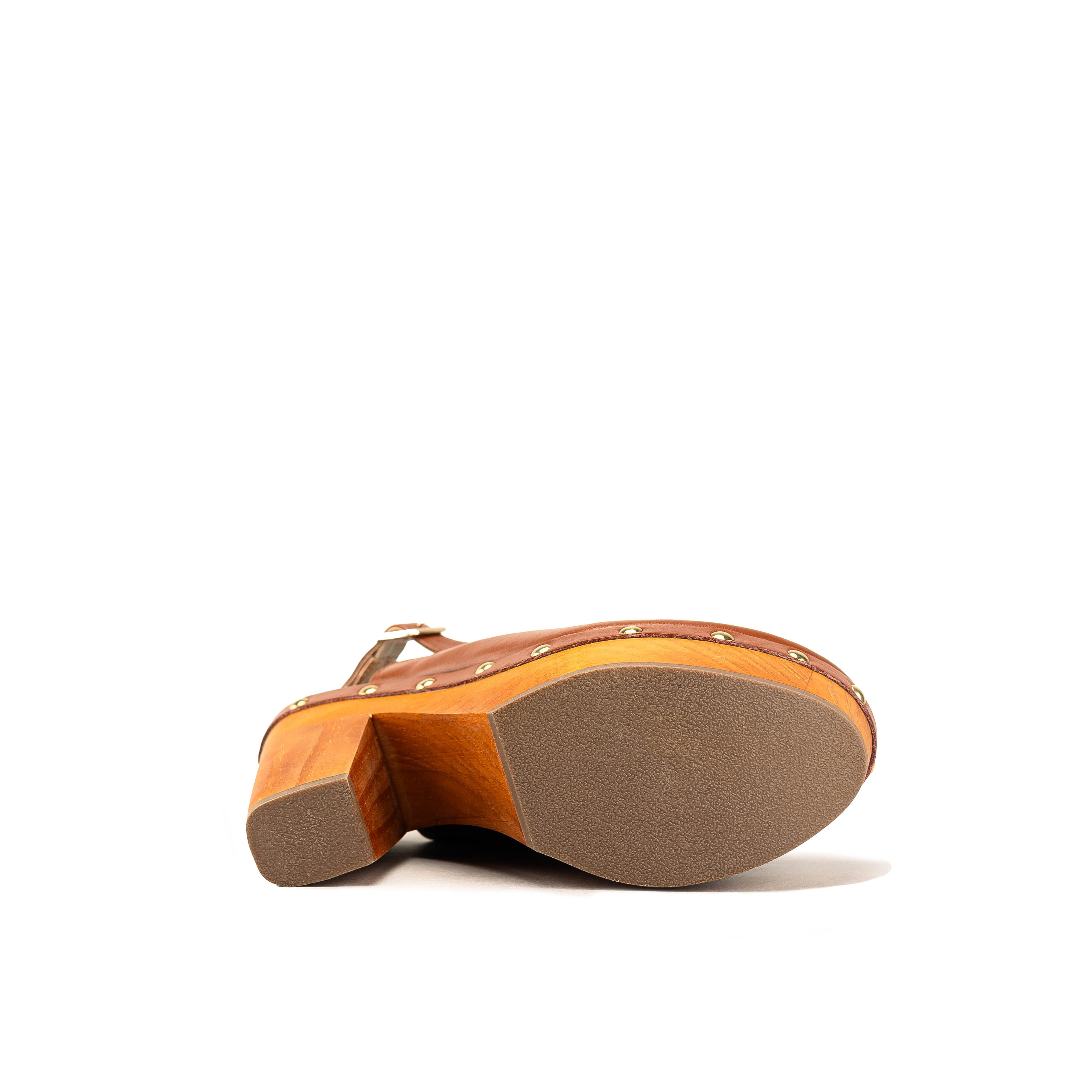 LARISA 2239 TERNERO TAN