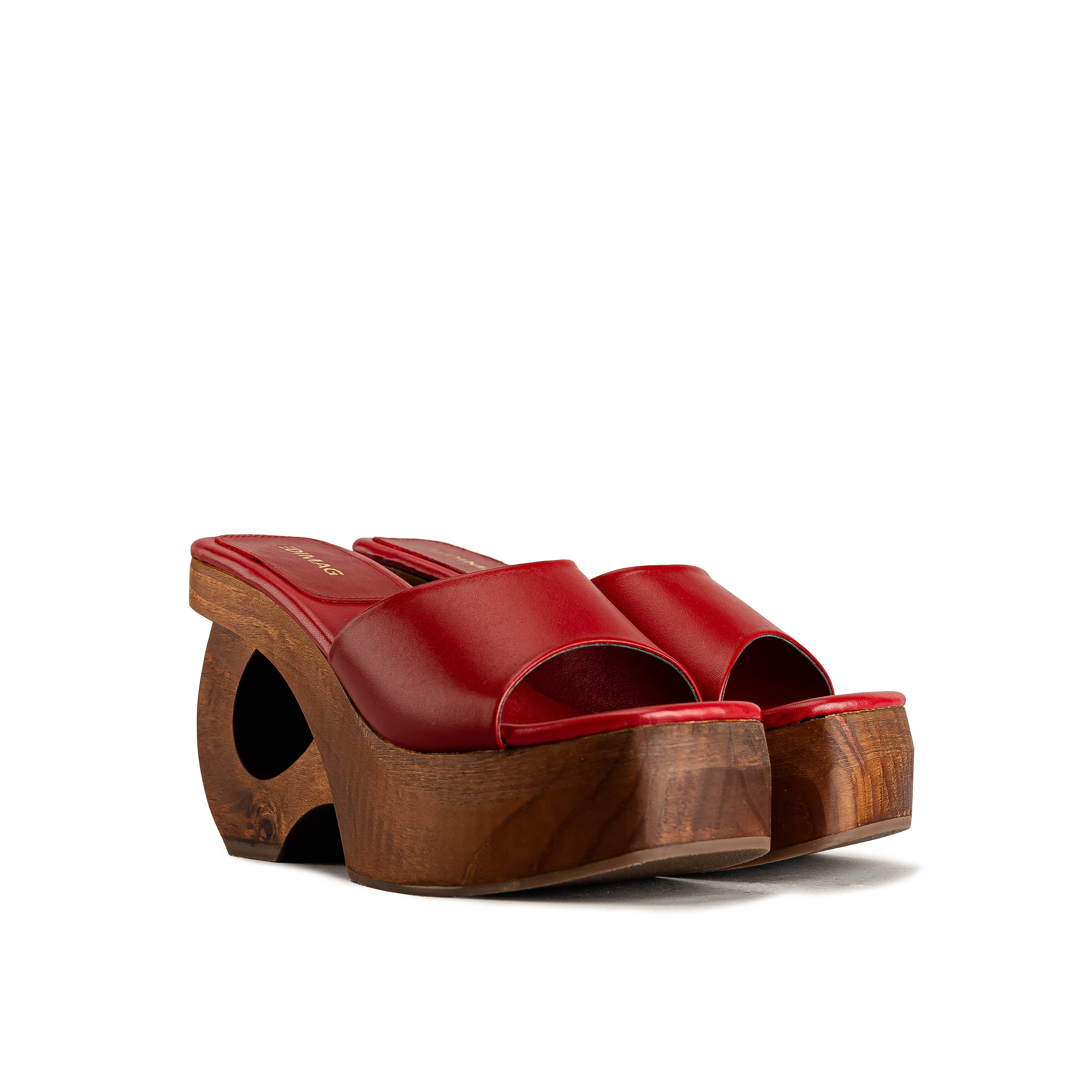 1032 - TERNERO ROJO SANGRE