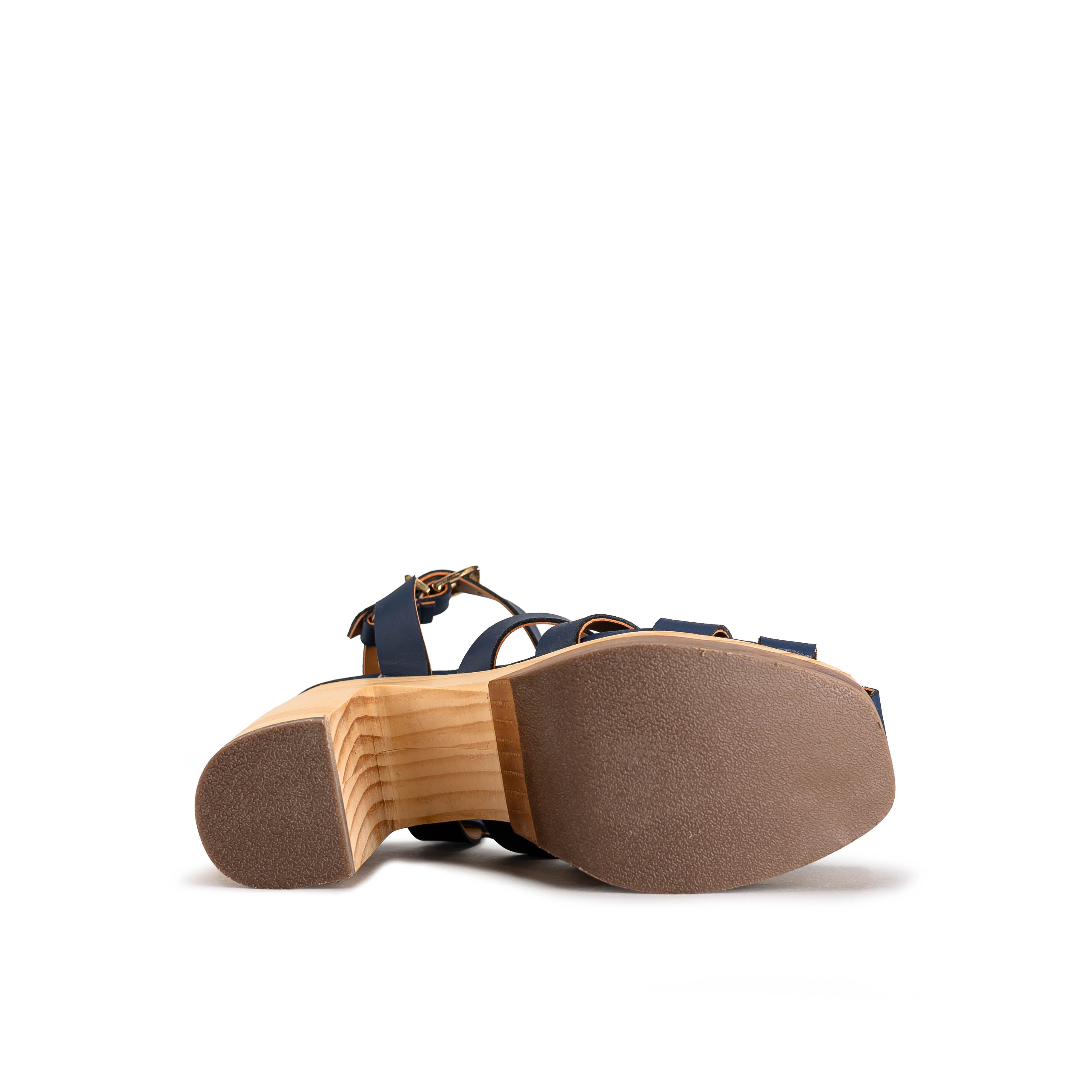 1034 - TERNERO MARINO