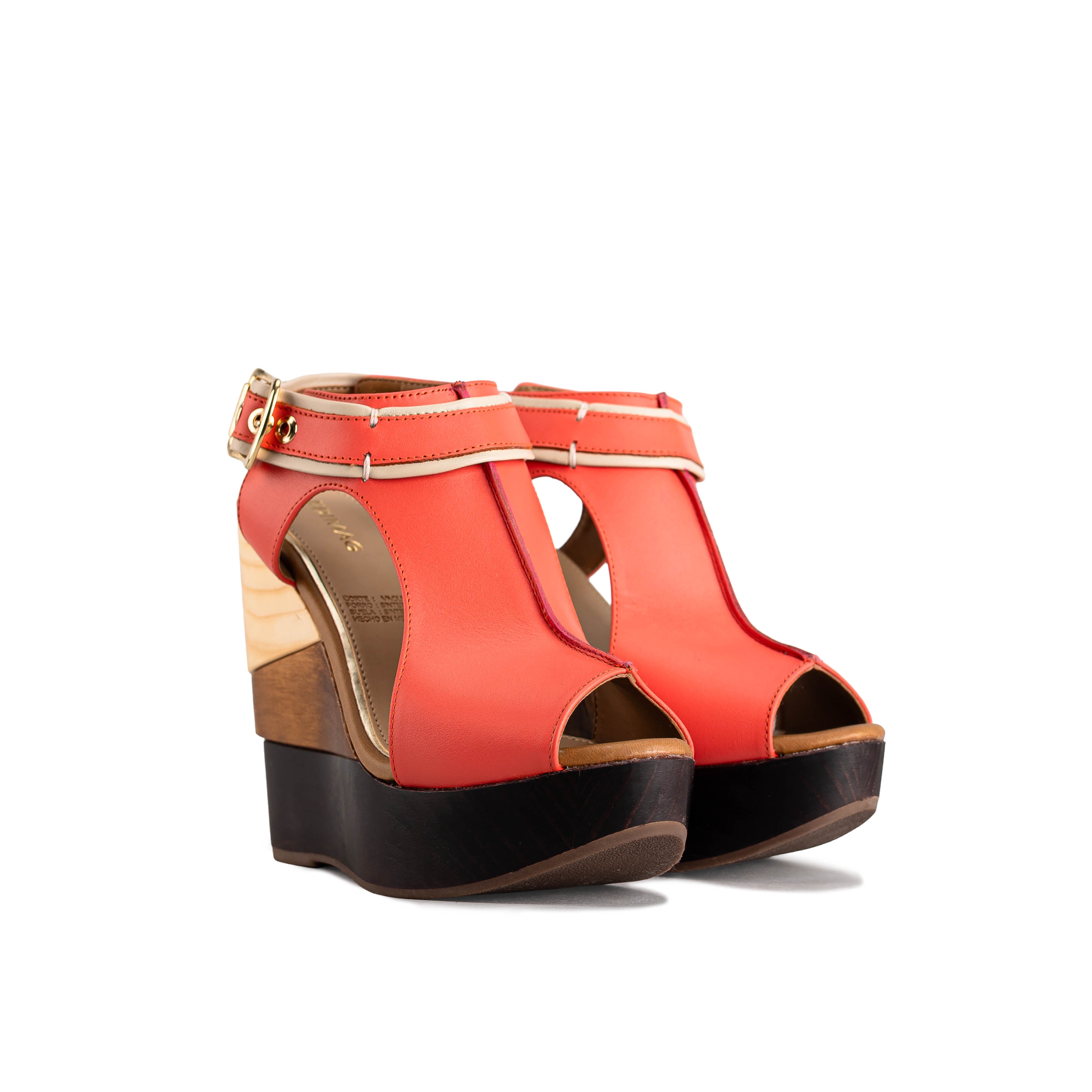 2257 - TERNERO CORAL