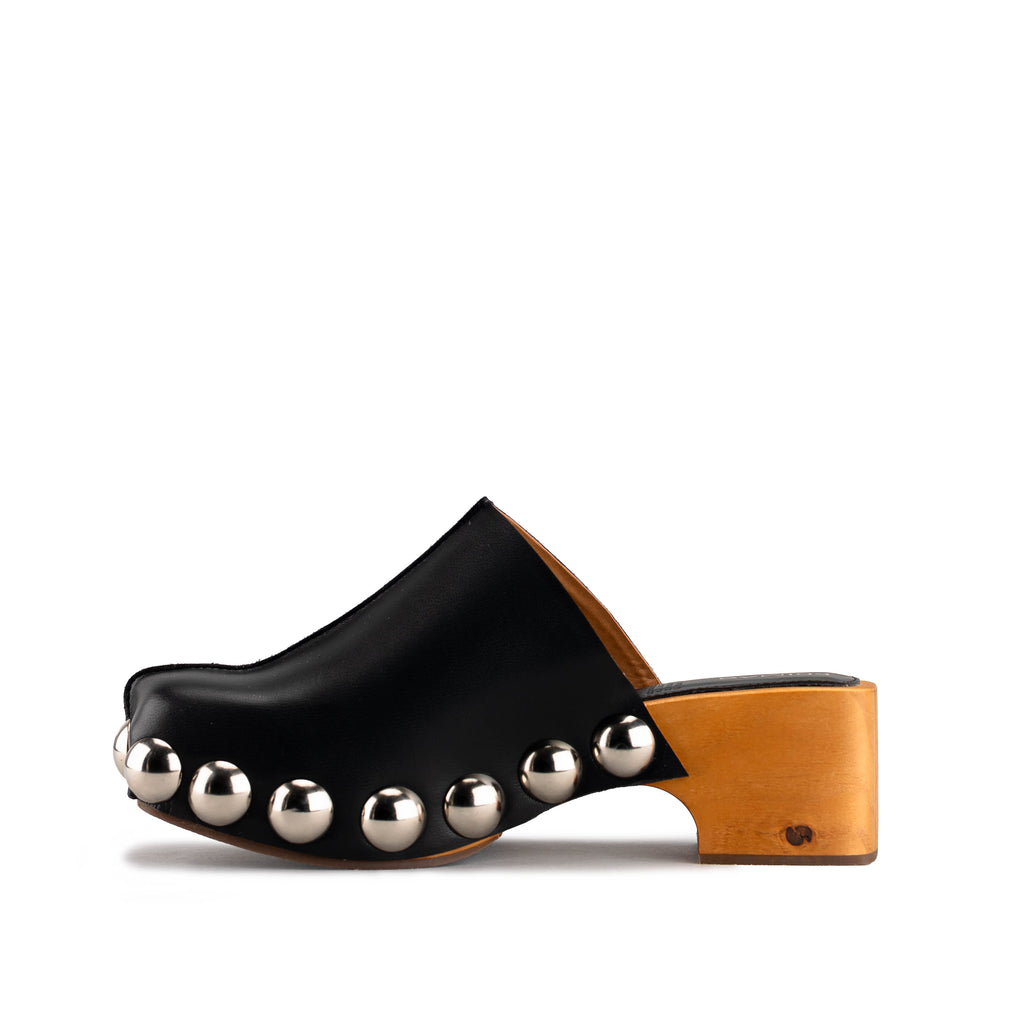 7020 - TERNERO NEGRO