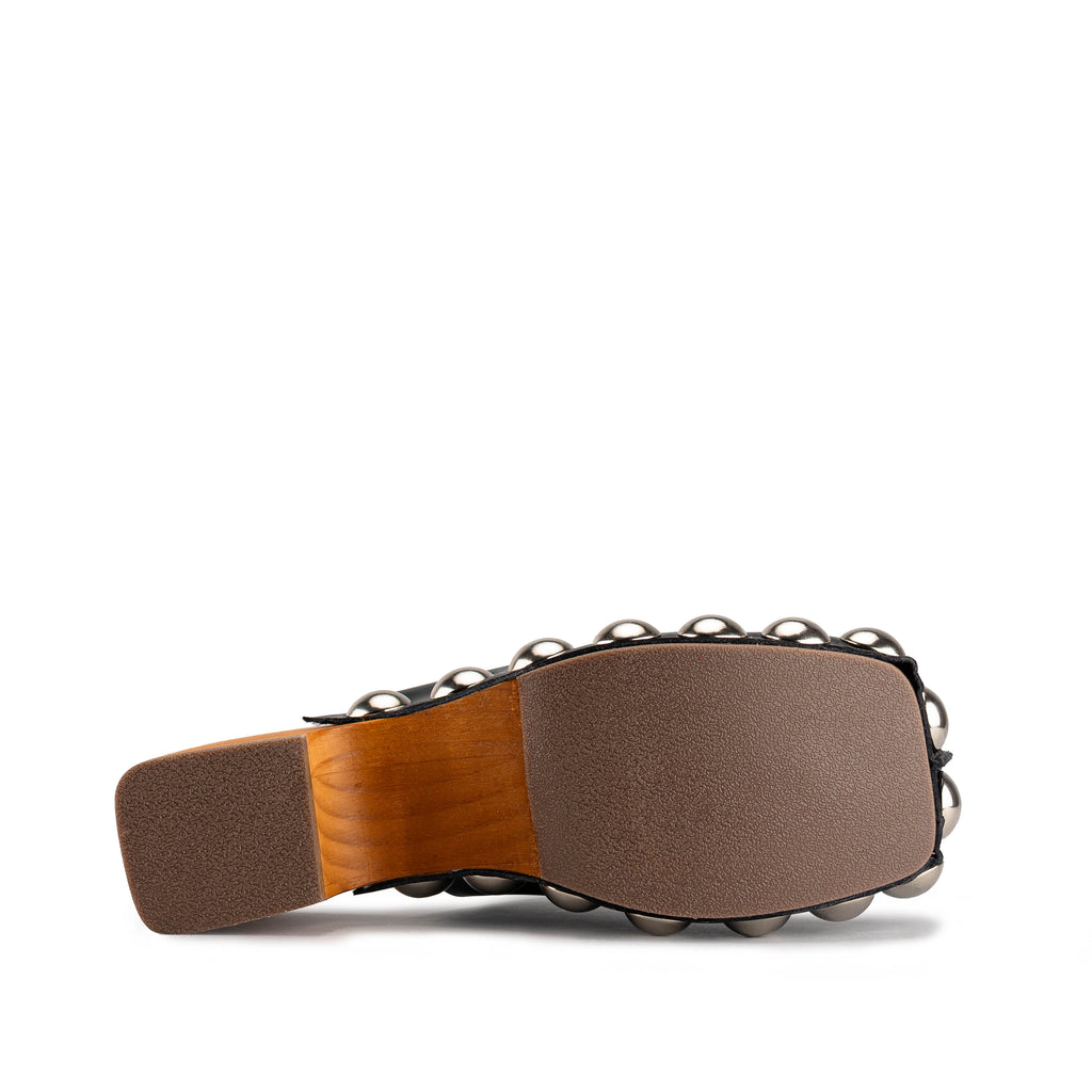 7020 - TERNERO NEGRO