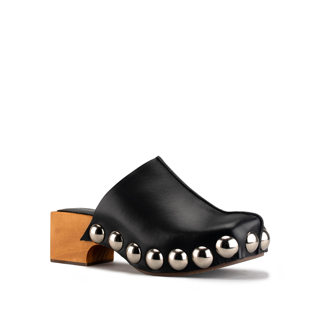 7020 - TERNERO NEGRO