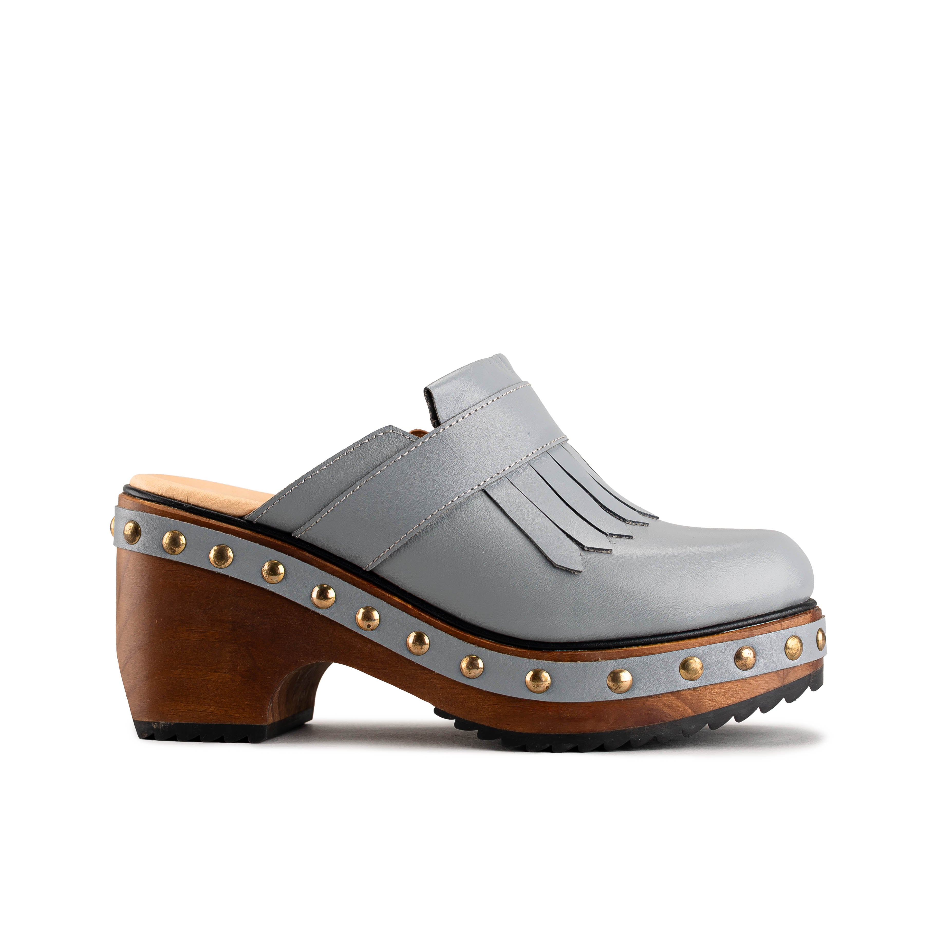 7022 - TERNERO GREY