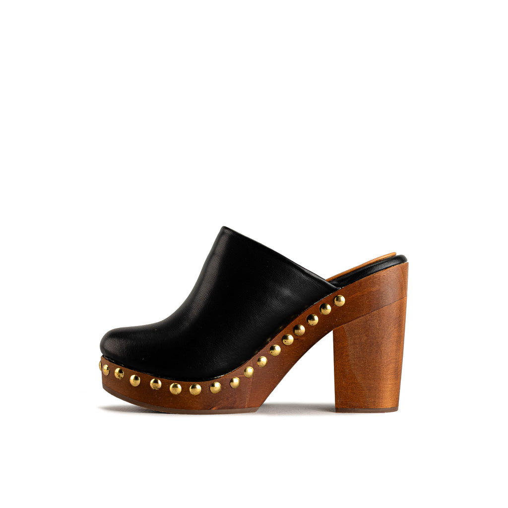 7026 - TERNERO NEGRO