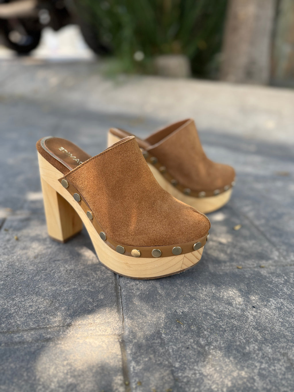 CARLOTA 7008 GAMUZA PICANTE