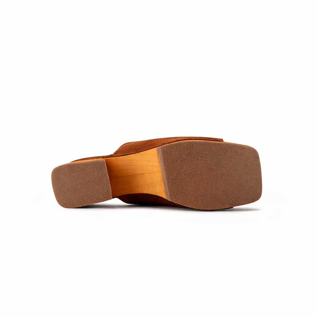 7015 - GAMUZA CANELA