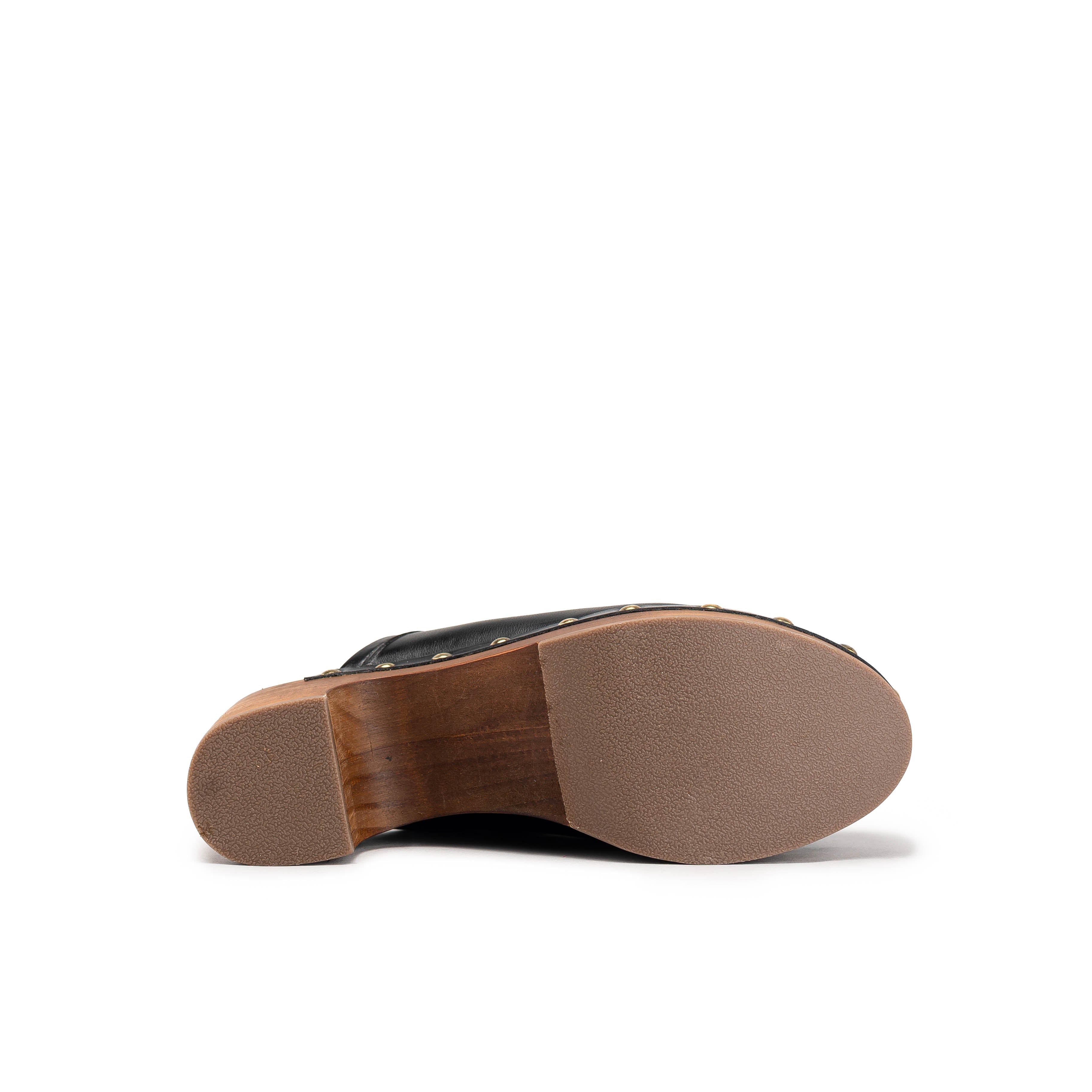 7004-2 - TERNERO NEGRO