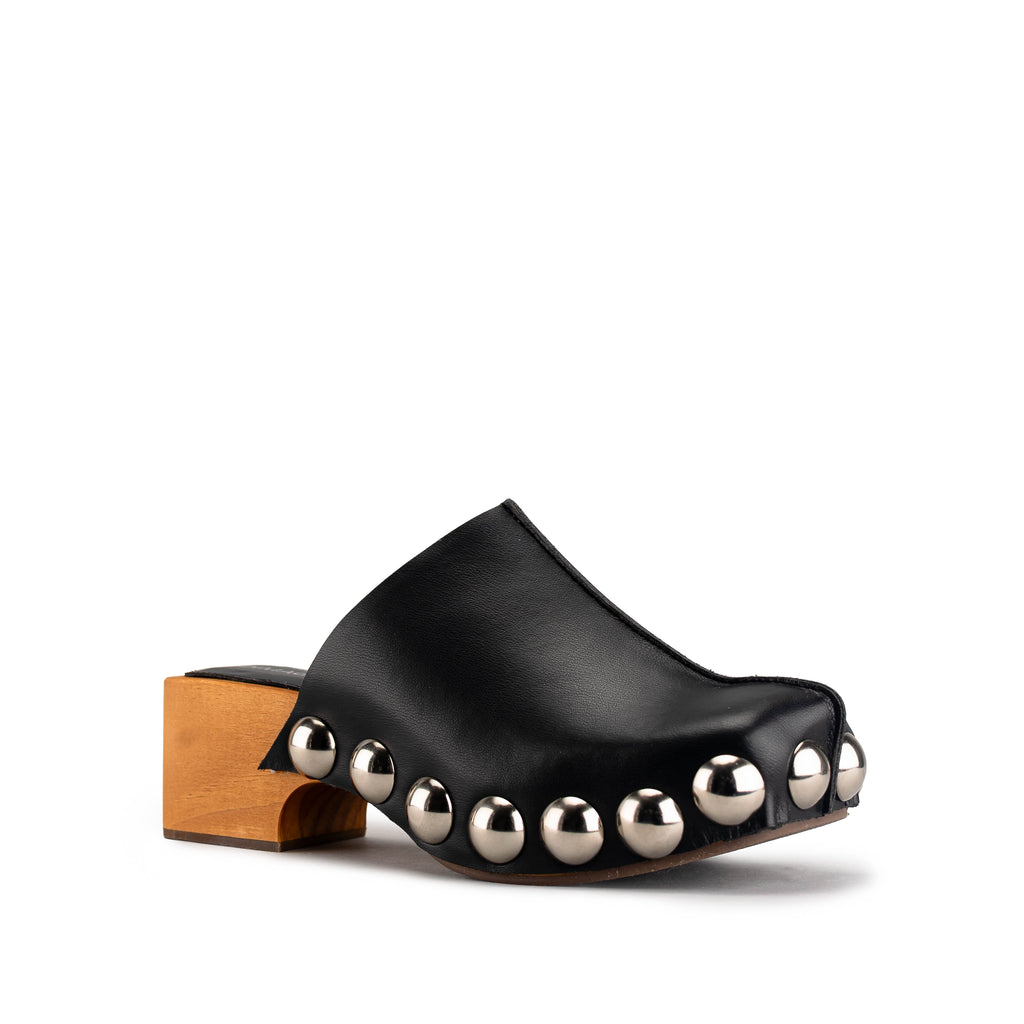 7020 - TERNERO NEGRO