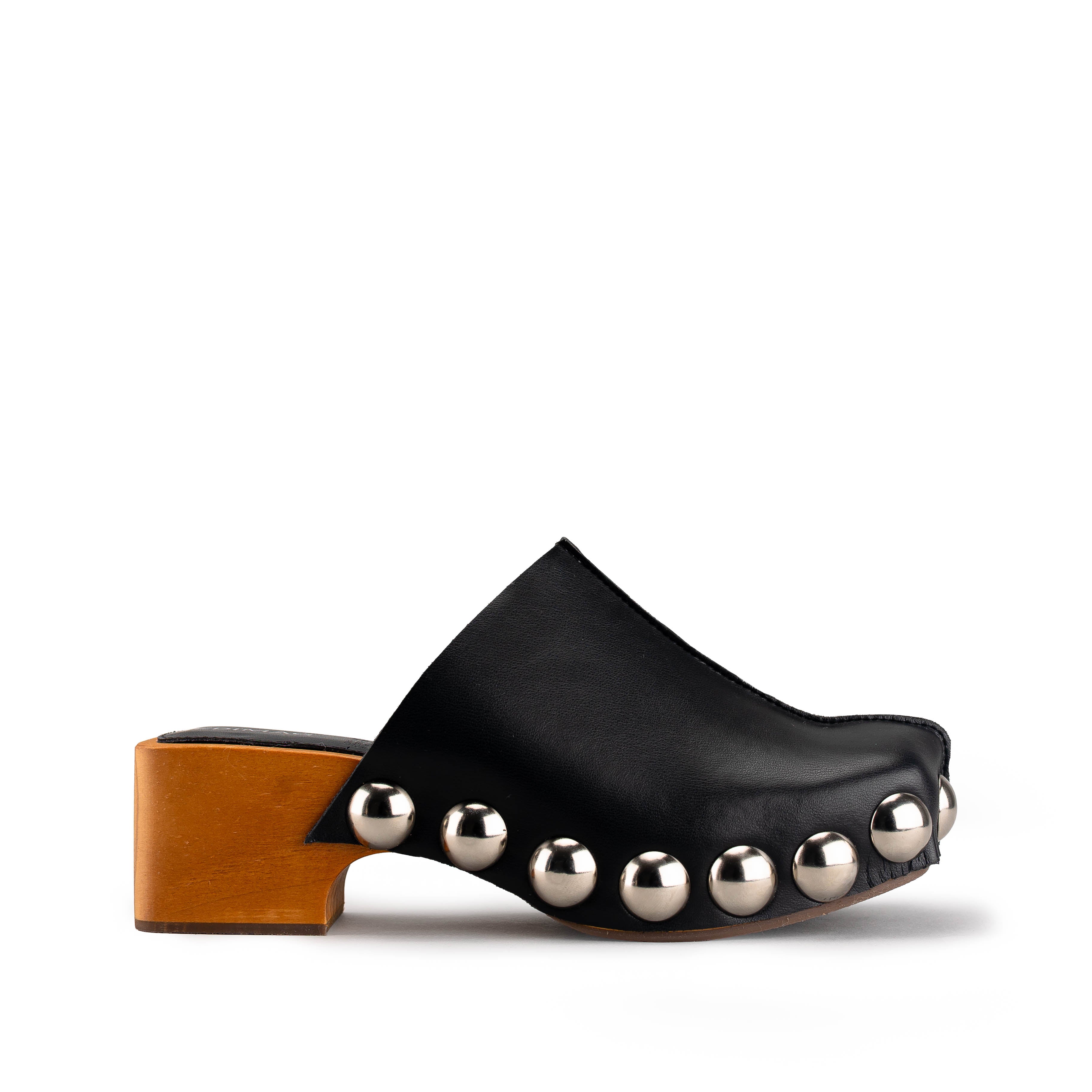 7020 - TERNERO NEGRO