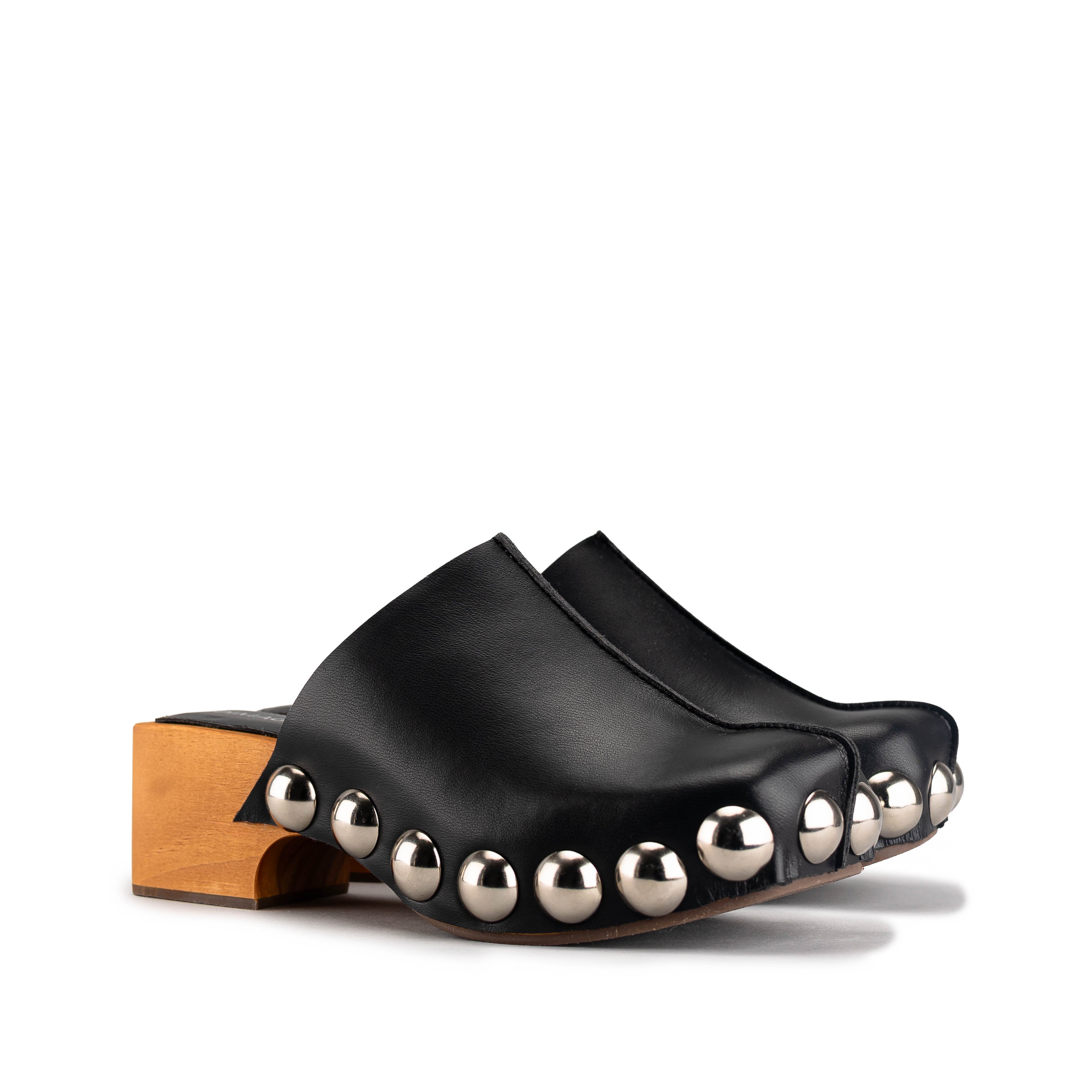7020 - TERNERO NEGRO